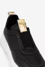 Pantofi din piele neagra cu detalii aurii