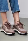 Pantofi din piele taupe cu detalii aurii