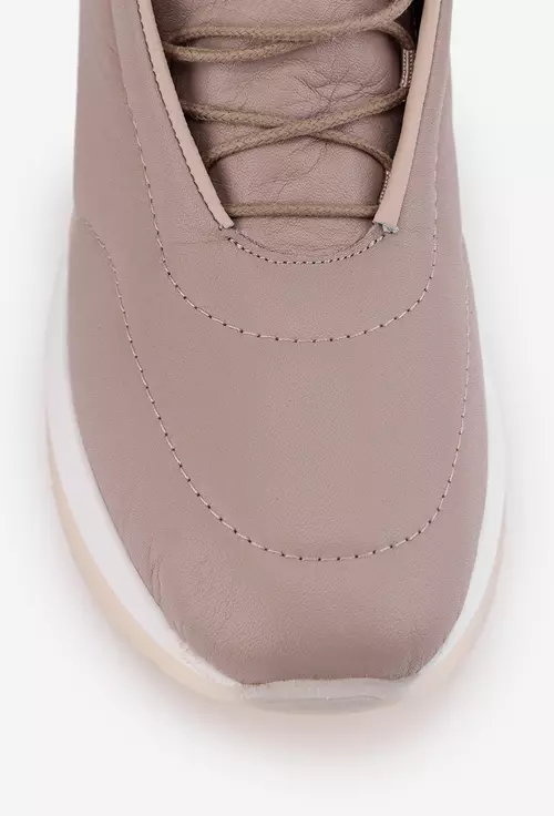 Pantofi din piele taupe cu siret