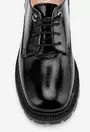 Pantofi negri cu siret din piele lacuita