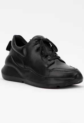 Pantofi negri cu talpa neagra din piele naturala