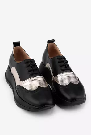 Pantofi negri din piele accesorizati cu detalii aurii