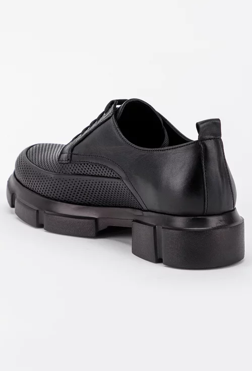 Pantofi negri din piele cu talpa zimtata