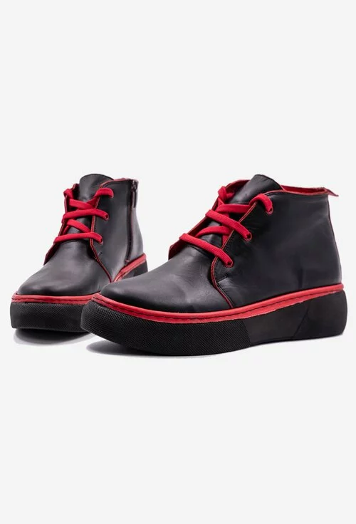 Pantofi negri din piele naturala cu detalii rosii