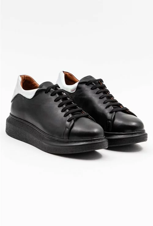 Pantofi negri din piele naturala cu detaliu argintiu