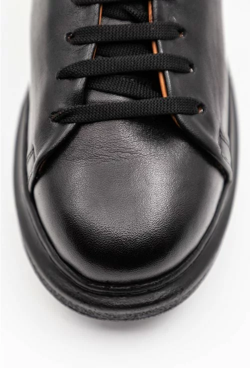 Pantofi negri din piele naturala cu detaliu argintiu