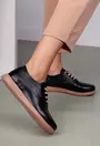 Pantofi negri din piele naturala cu siret