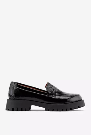 Pantofi negri stil Oxford din piele lacuita