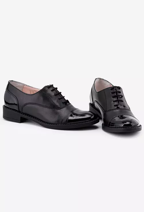 Pantofi Oxford negri din piele naturala  Carina