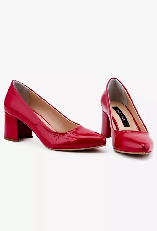 Pantofi rosii din piele lacuita cu toc