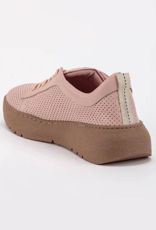 Pantofi roz din piele perforata cu talpa maro
