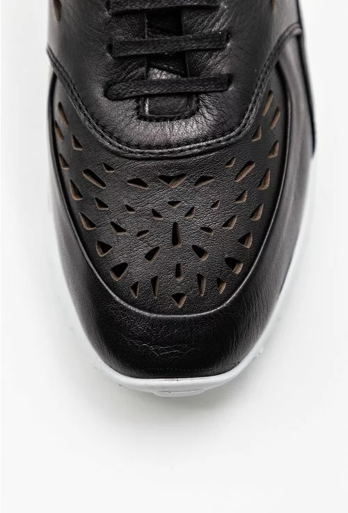 Pantofi sport negri din piele naturala cu design perforat