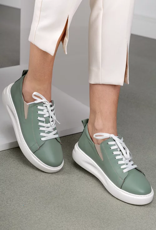 Pantofi verzi din piele cu elastic in laterale