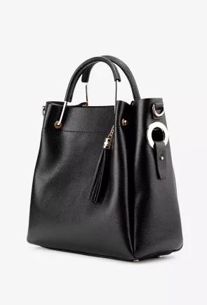Geanta dama neagra din piele texturata cu accesoriu ciucure