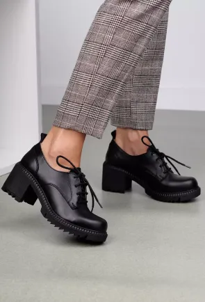 Pantofi dama negri din piele cu siret si toc gros