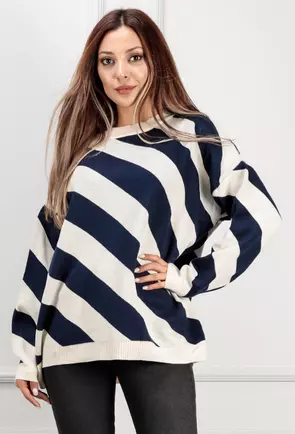 Pulover alb cu dungi oblice bleumarin