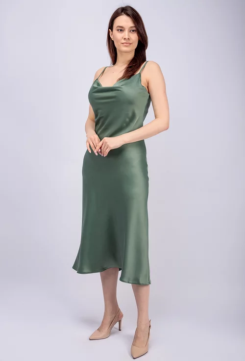 Rochie verde cu decolteu drapat