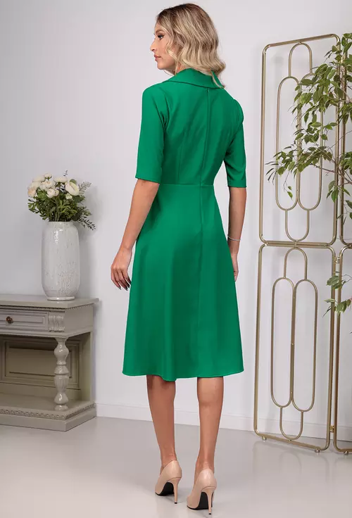 Rochie verde prevazuta cu buzunare