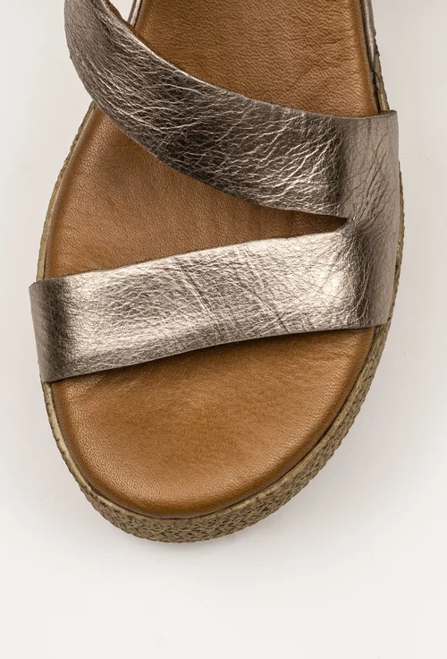 Sandale aurii din piele naturala cu platforma