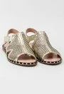 Sandale aurii din piele naturala perforata Boliana