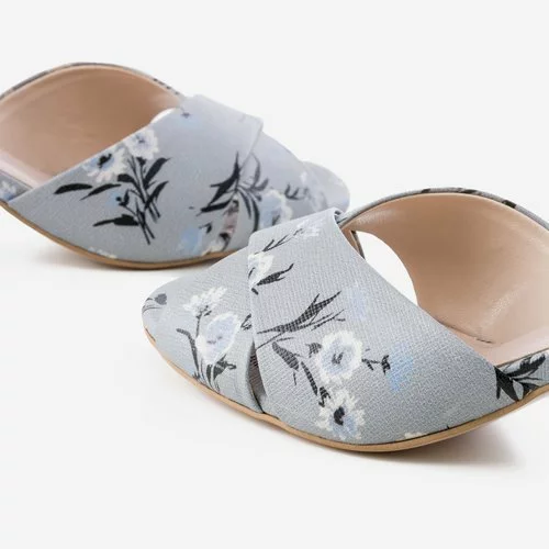 Sandale bleu deschis cu imprimeu floral din piele naturala Roxenne