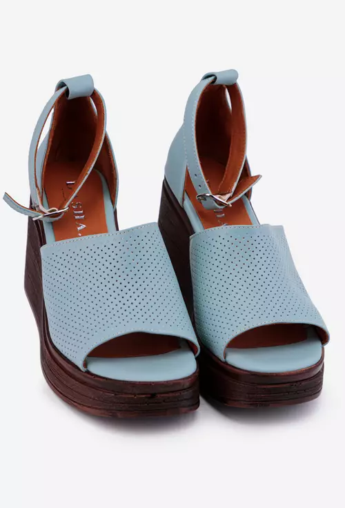 Sandale bleu din piele naturala cu platforma
