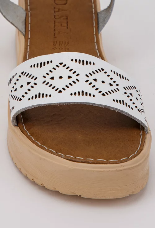 Sandale cu perforatii albe din piele naturala