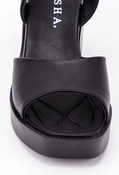 Sandale cu platforma din piele box neagra