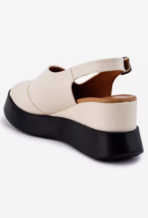 Sandale dama confectionate din piele bej