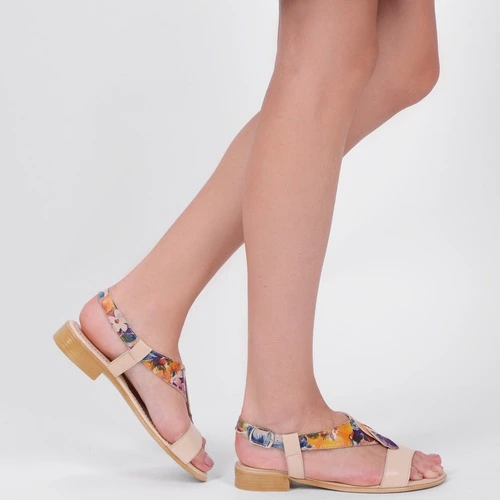 Sandale bej din piele naturala cu imprimeu floral Cassidy