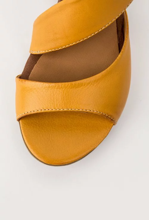 Sandale galbene din piele naturala Corelia