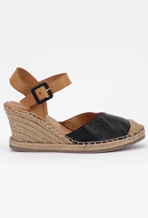 Sandale in nuante de negru si maro din piele cu platforma