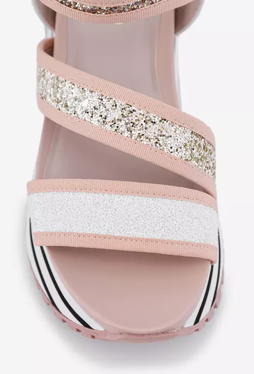 Sandale LiuJo roz pudra cu alb din piele si material