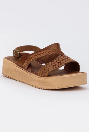Sandale maro din piele model stil impletit