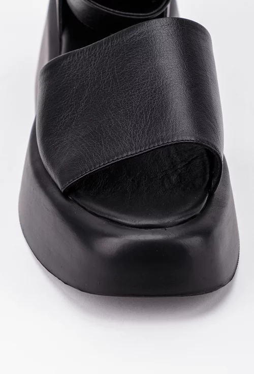 Sandale negre din piele cu bareta in jurul gleznei
