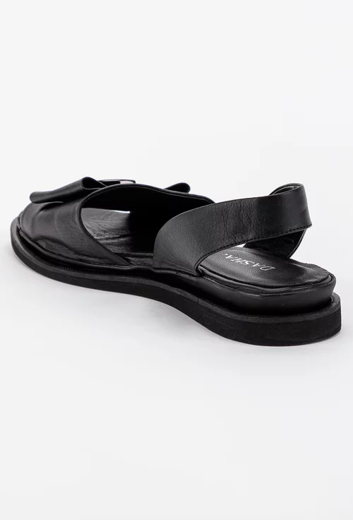 Sandale negre din piele cu detaliu brosa