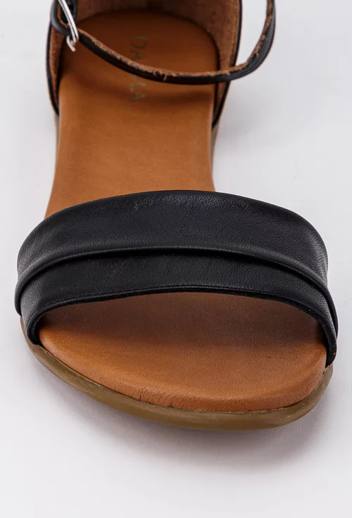 Sandale nuanta neagra din piele