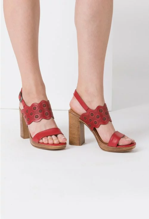 Sandale rosii cu model floral din piele naturala Anda