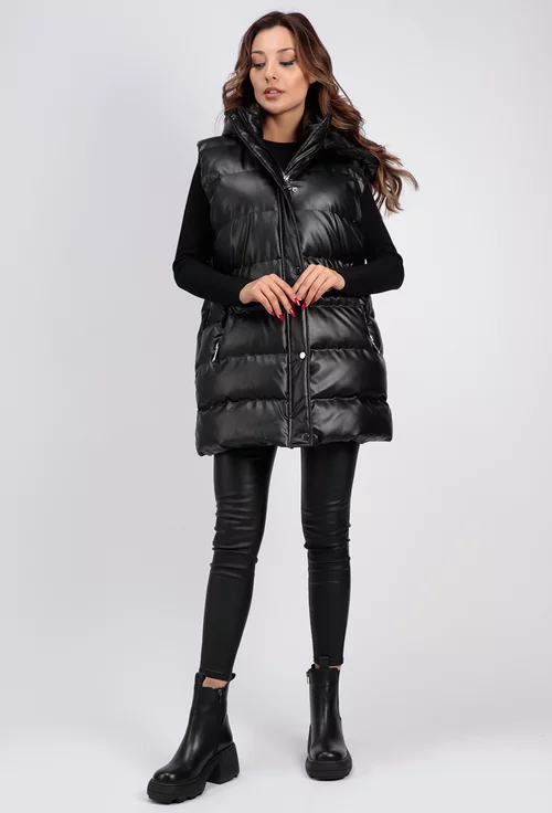 Vesta neagra cu gluga