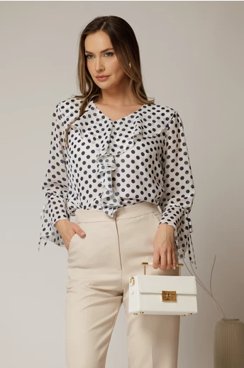 Bluza alba cu buline bleumarin si volanas la decolteu