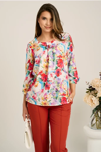 Bluza alba din viscoza lejera cu flori colorate si pliu