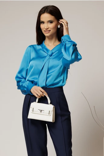 Bluza albastra din satin cu croi lejer si guler tip esarfa