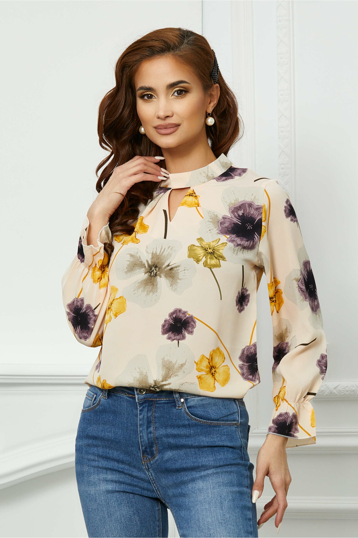 Bluza anisia ivory cu imprimeuri mov
