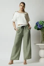 Bluza casual din viscoza alba cu benzi aurii si nasturi pe maneci