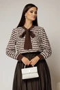 Bluza cu imprimeu abstract in tonuri de maro si alb cu funda la decolteu, 1, dyfashion.ro