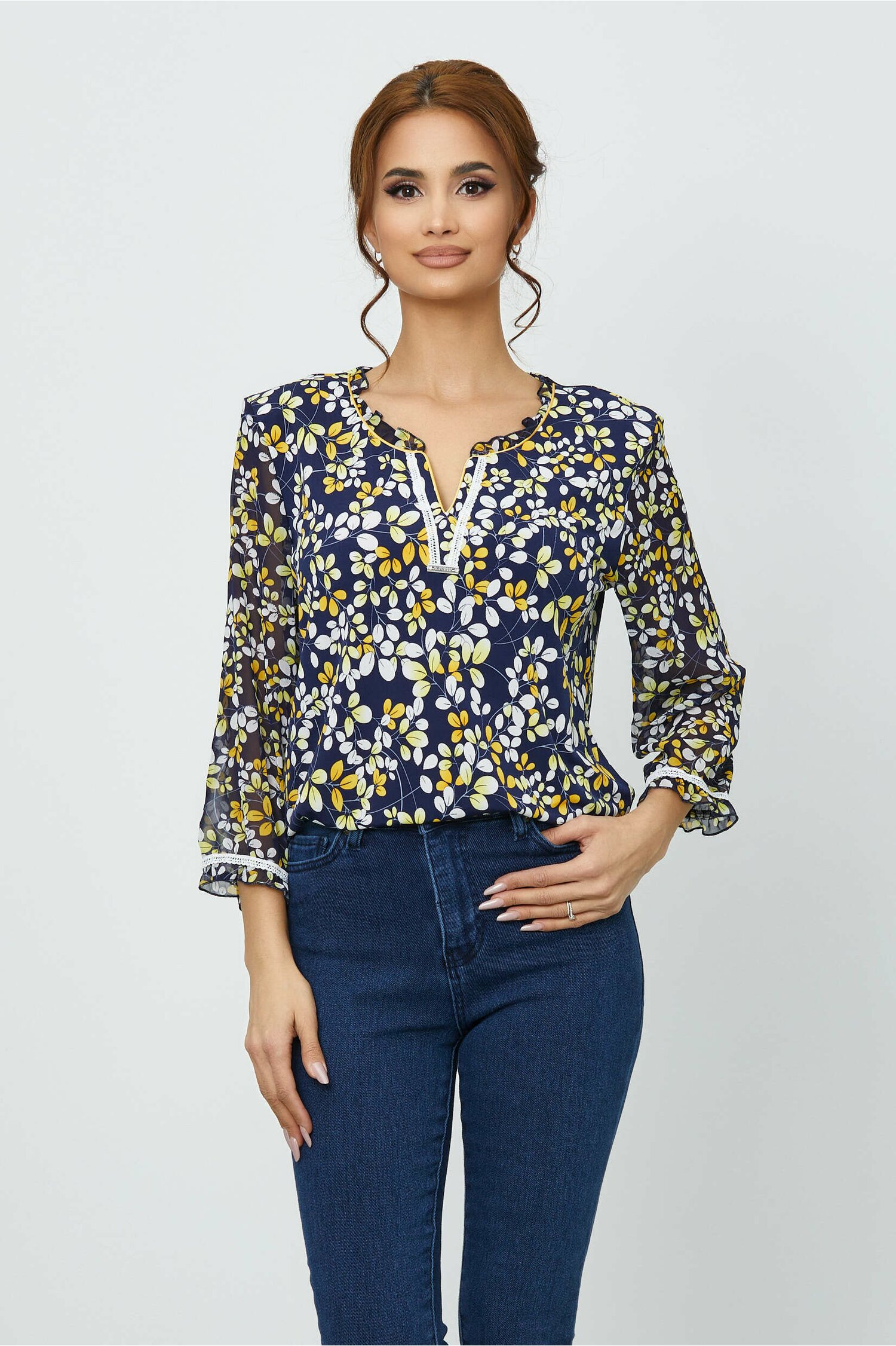 Bluza daniela bleumarin cu imprimeu floral galben