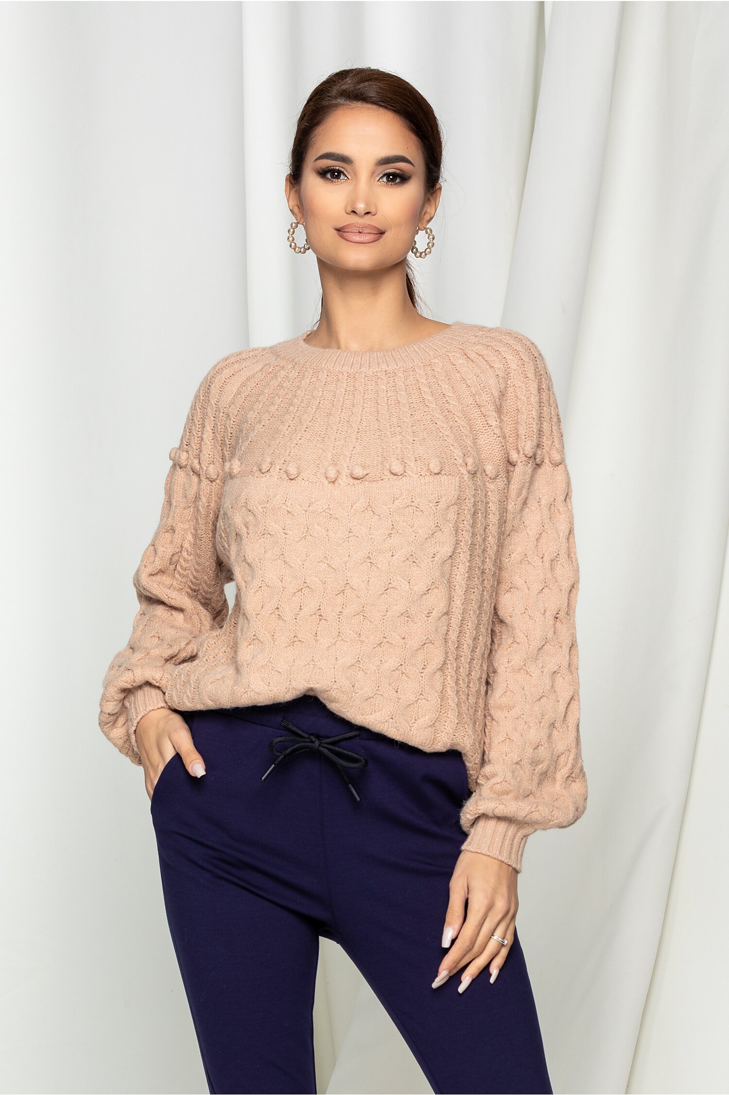 Bluza dina beige cu ciucuri