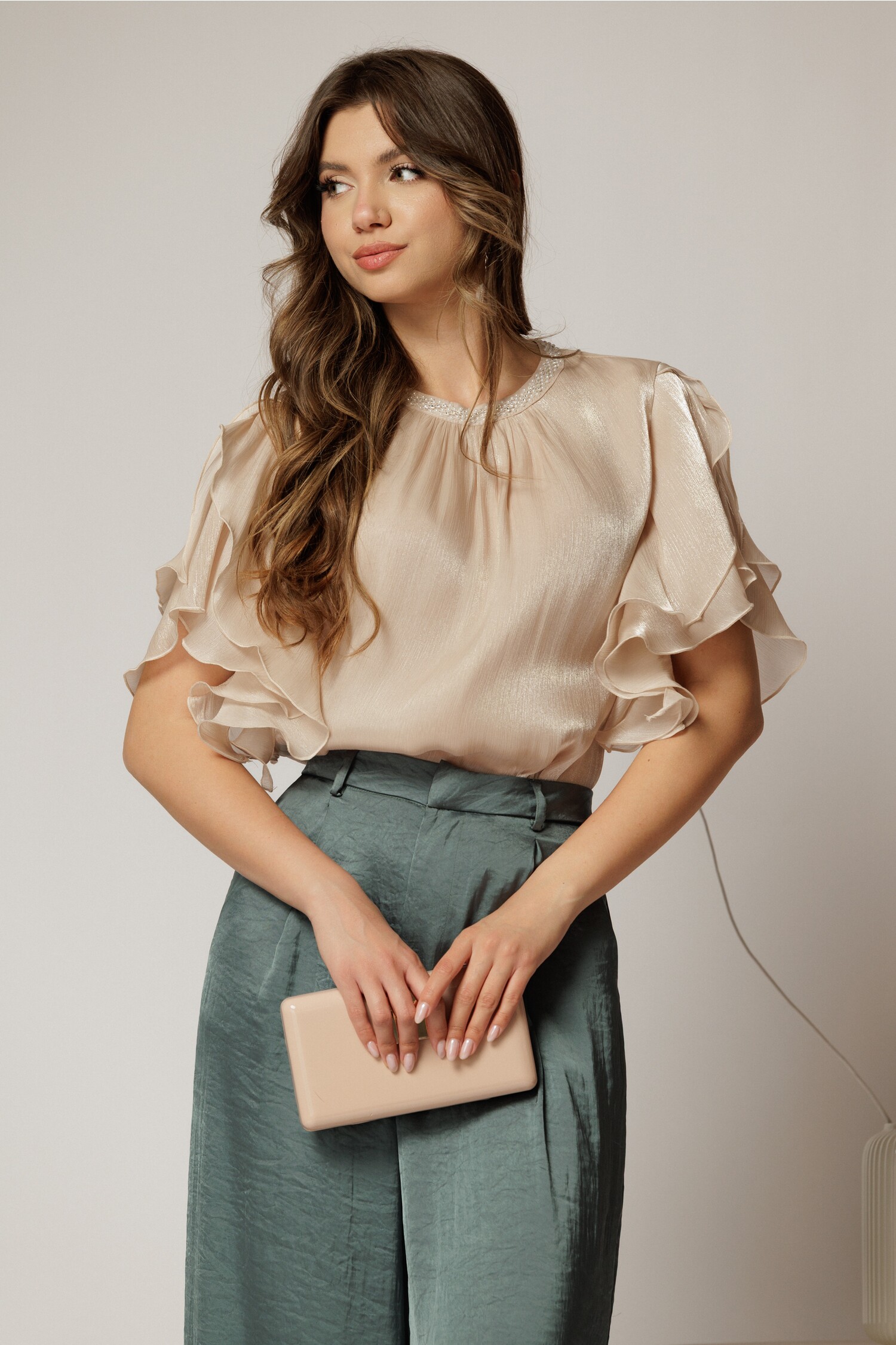 Bluza DY Fashion bej din voal peliculizat cu maneci suprapuse