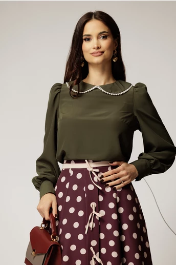 Bluza DY Fashion eleganta din triplu voal kaki cu detalii perlate la guler