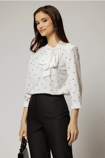 Bluza ivoar cu funda la decolteu si buline